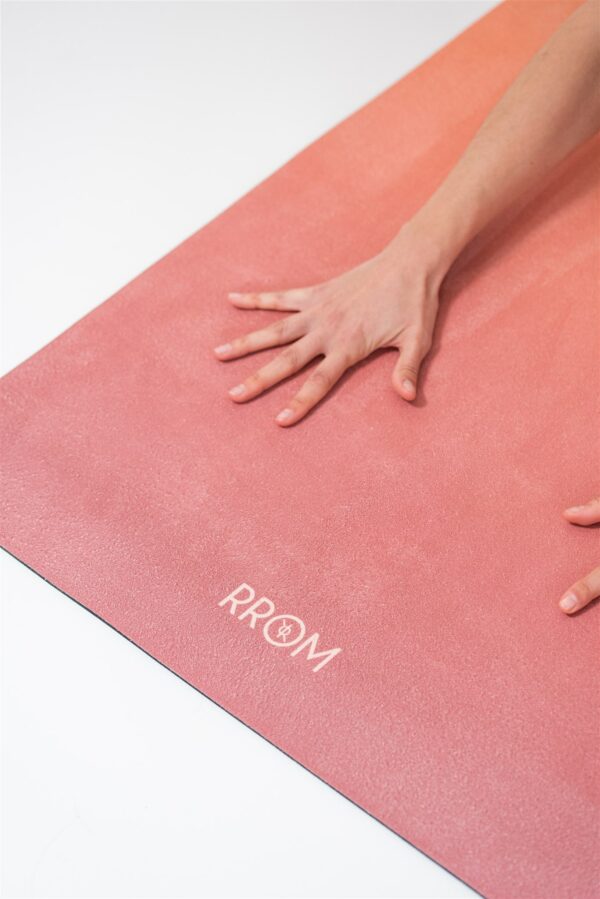 Yoga mat More than blush